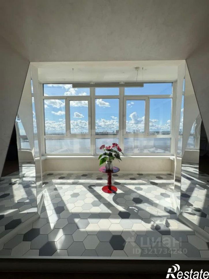 5-комн квартира Политехническая улица, 1,  д. 1