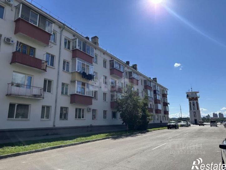 2-комн квартира улица Мухина, 1,  д. 1