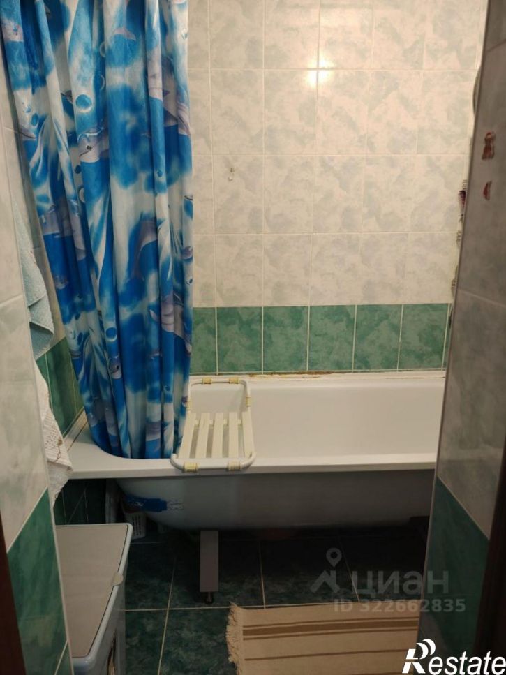 3-комн квартира улица Комарова, 21,  д. 21