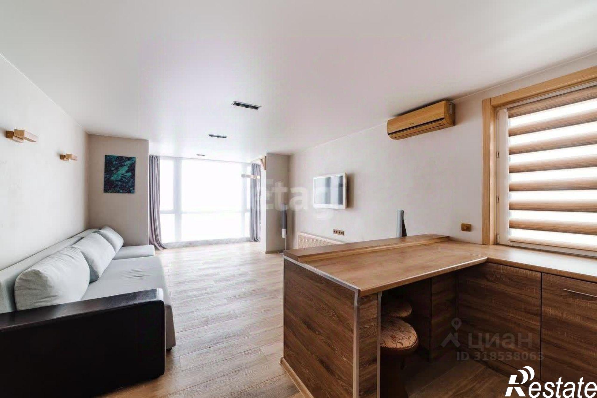 Сдать квартиру за 90 000 рублей на Зейская улица, 222