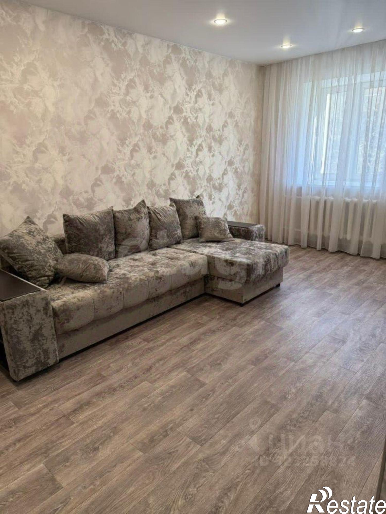 Сдать квартиру за 40 000 рублей на Красноармейская улица, 77