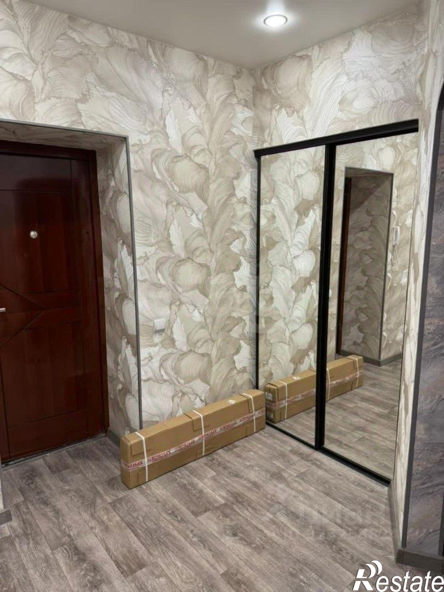 Сдать квартиру за 40 000 рублей на Красноармейская улица, 77