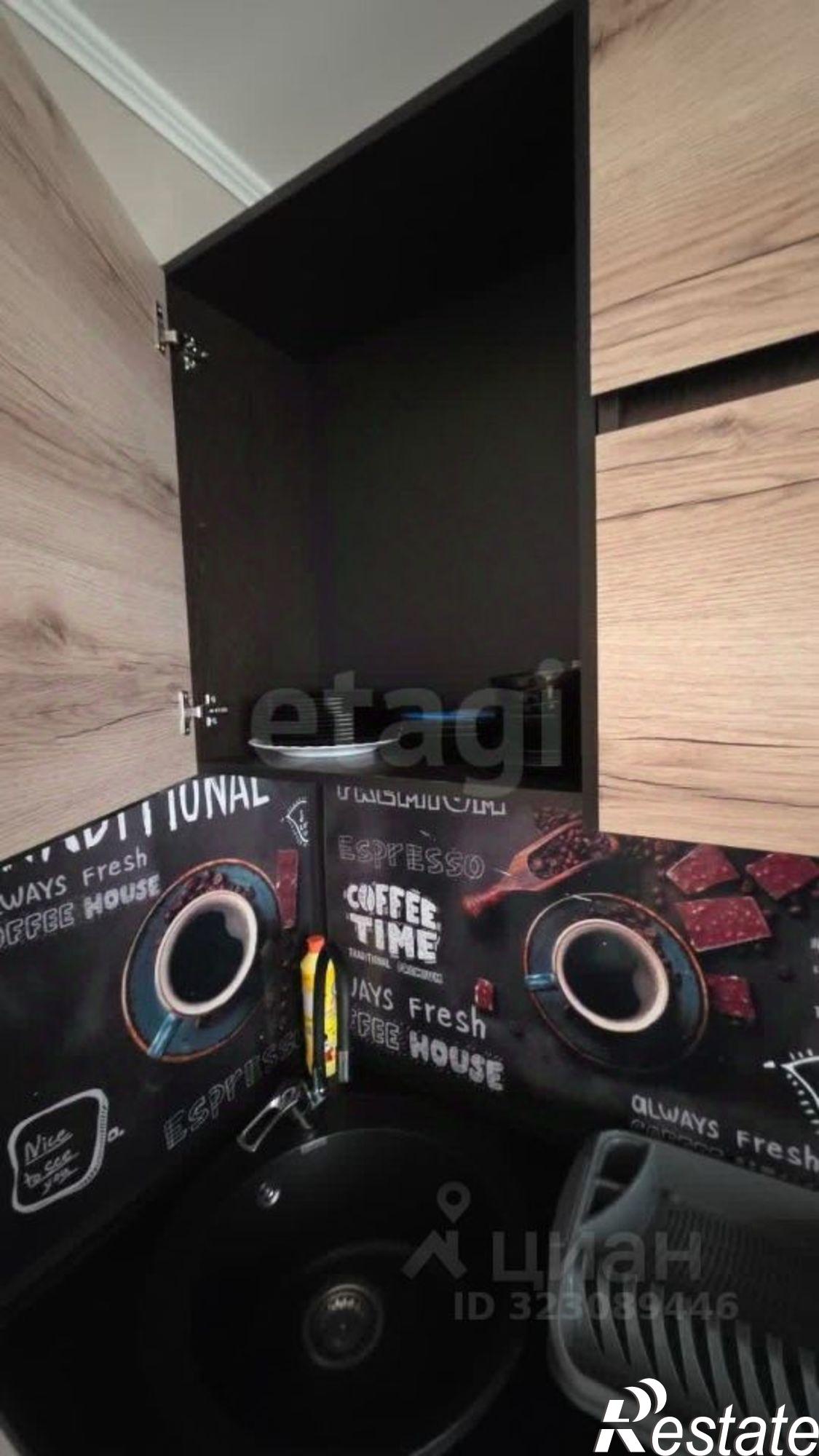 Сдать квартиру за 75 000 рублей на улица Кантемирова, 23/2