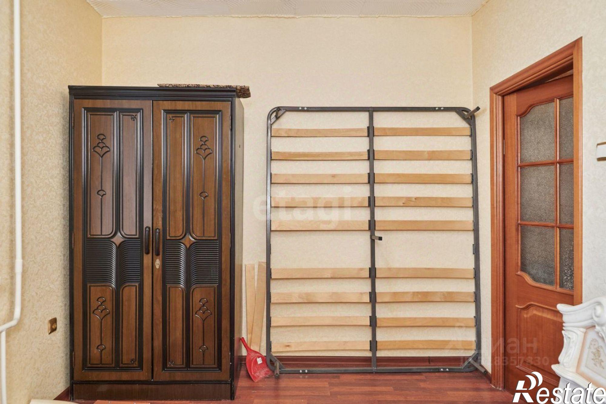 Купить квартиру за 15 000 000 рублей на Театральная улица, 1