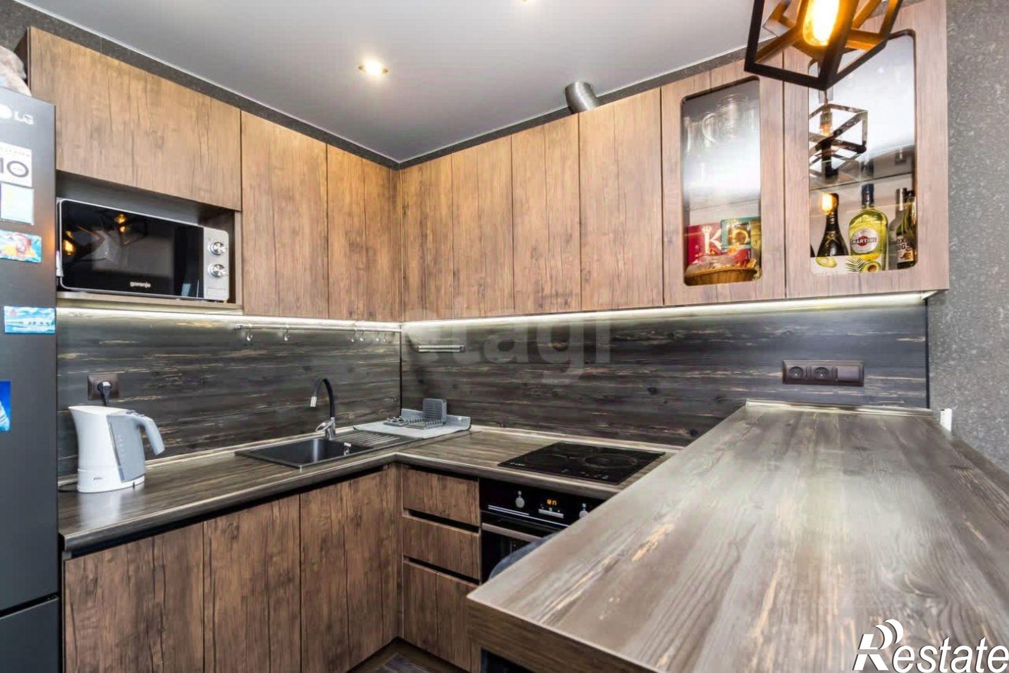 Купить квартиру за 5 900 000 рублей на улица Муравьёва-Амурского, 25