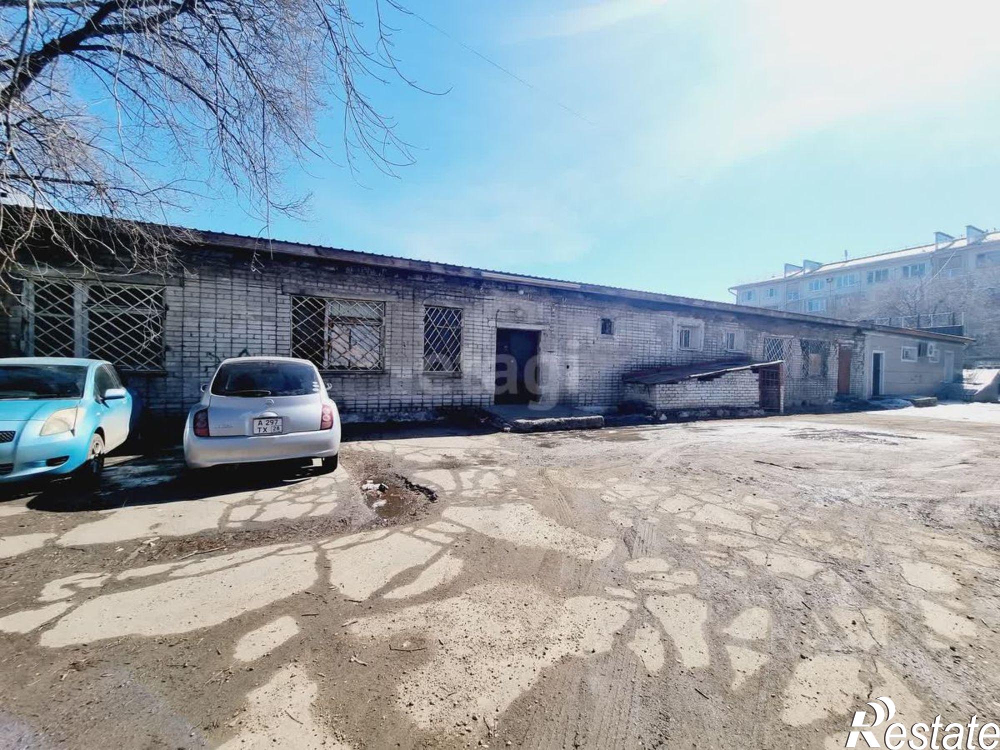 Купить помещение свободного назначения за 33 000 100 рублей на Широкая улица, 50