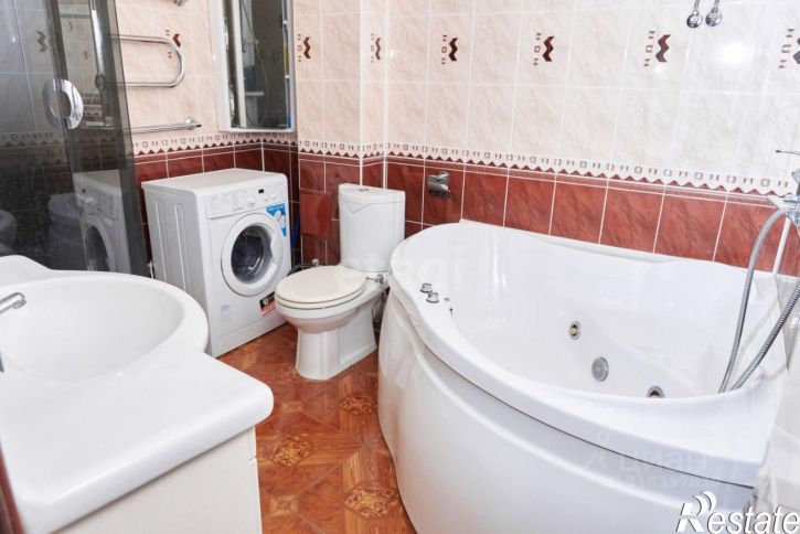 3-комн квартира Театральная улица, 1,  д. 1