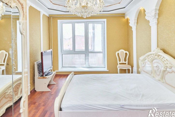 3-комн квартира Театральная улица, 1,  д. 1