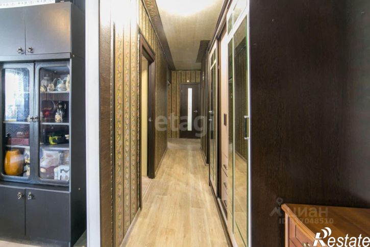 4-комн квартира улица Мухина, 18,  д. 18