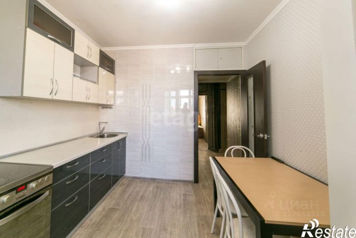 4-комн квартира улица Мухина, 18,  д. 18