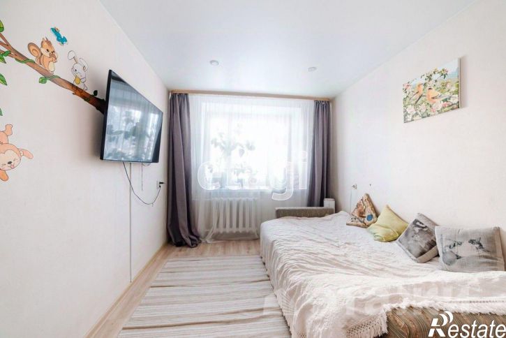 4-комн квартира Больничная улица, 24/2,  д. 24/2