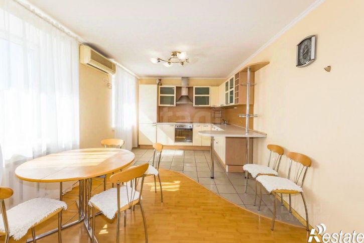 4-комн квартира улица Ленина, 115,  д. 115