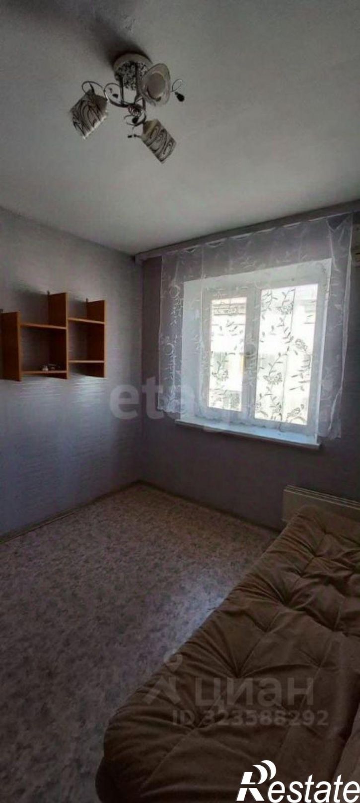 Комната Институтская улица, 30/1,  д. 30/1