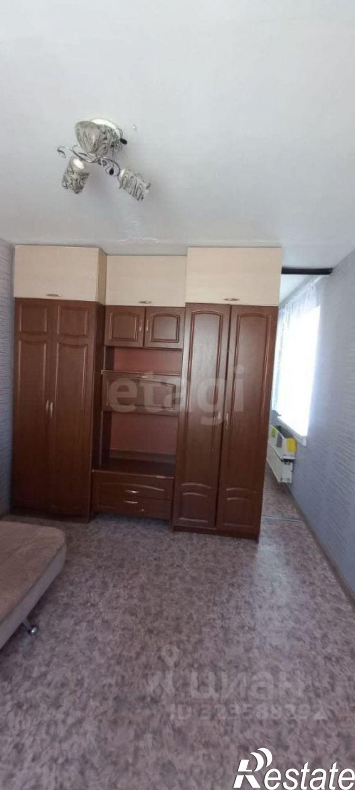 Комната Институтская улица, 30/1,  д. 30/1