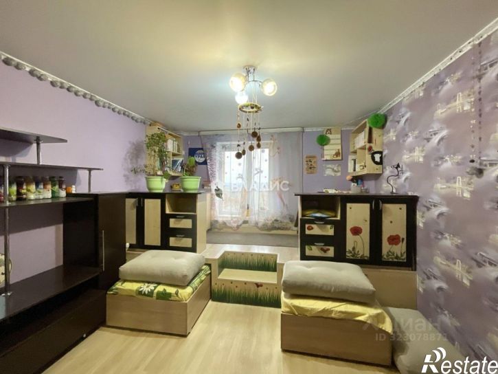 3-комн квартира улица Комарова, 25,  д. 25