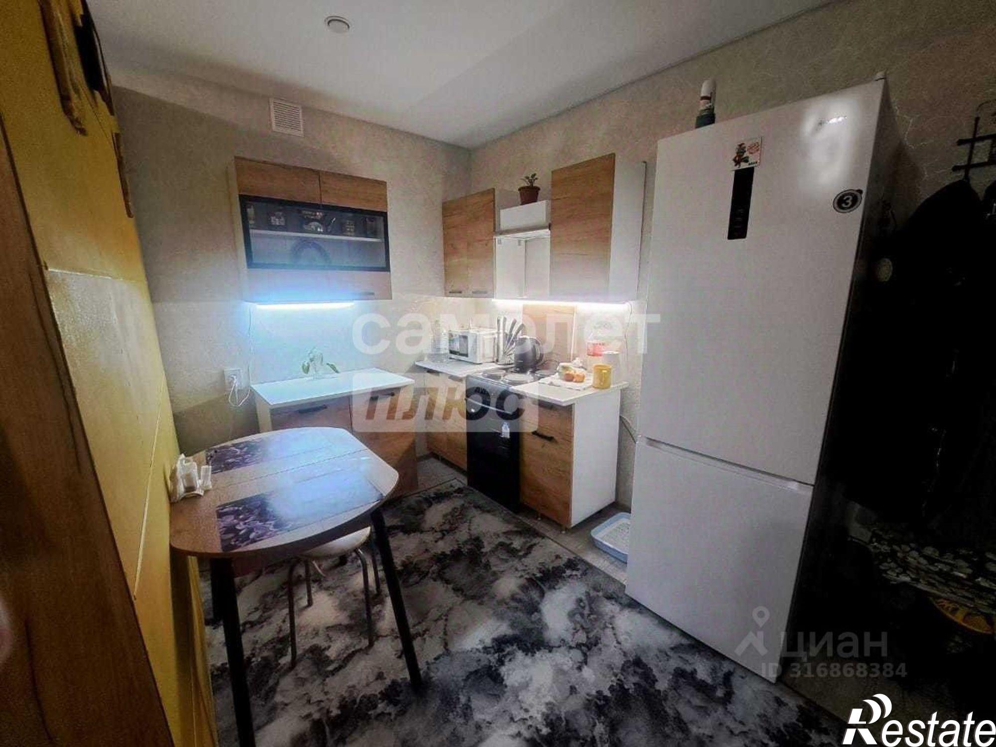 Купить комнату за 2 000 000 рублей на Театральная улица, 81/1