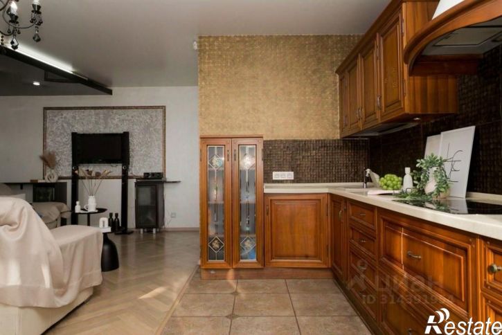 3-комн квартира улица Горького, 154,  д. 154