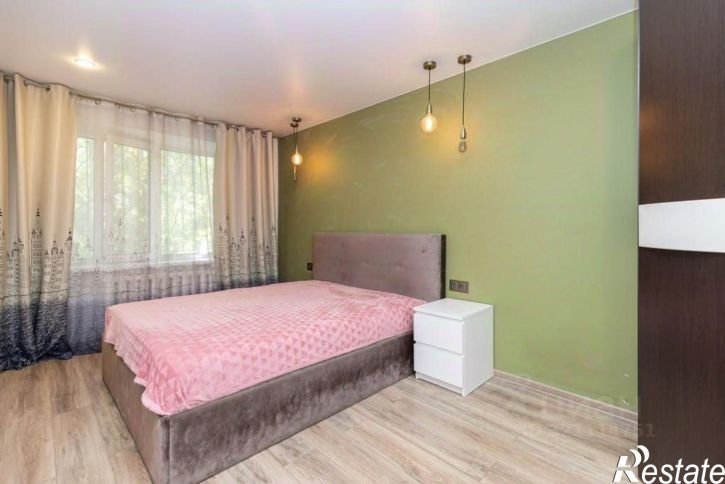 4-комн квартира улица Фрунзе, 40,  д. 40