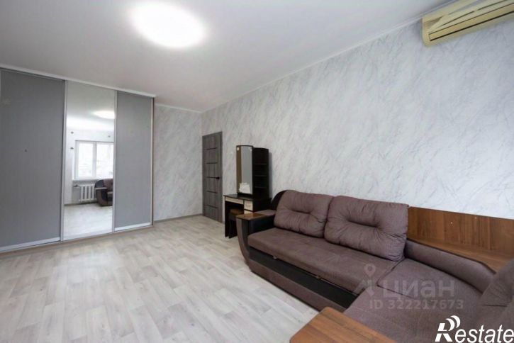 4-комн квартира улица Ломоносова, 225,  д. 225