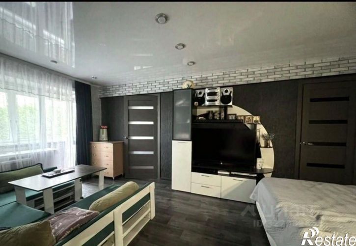 2-комн квартира улица Калинина, 38,  д. 38