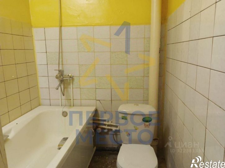 2-комн квартира улица Комарова, 21/1,  д. 21/1