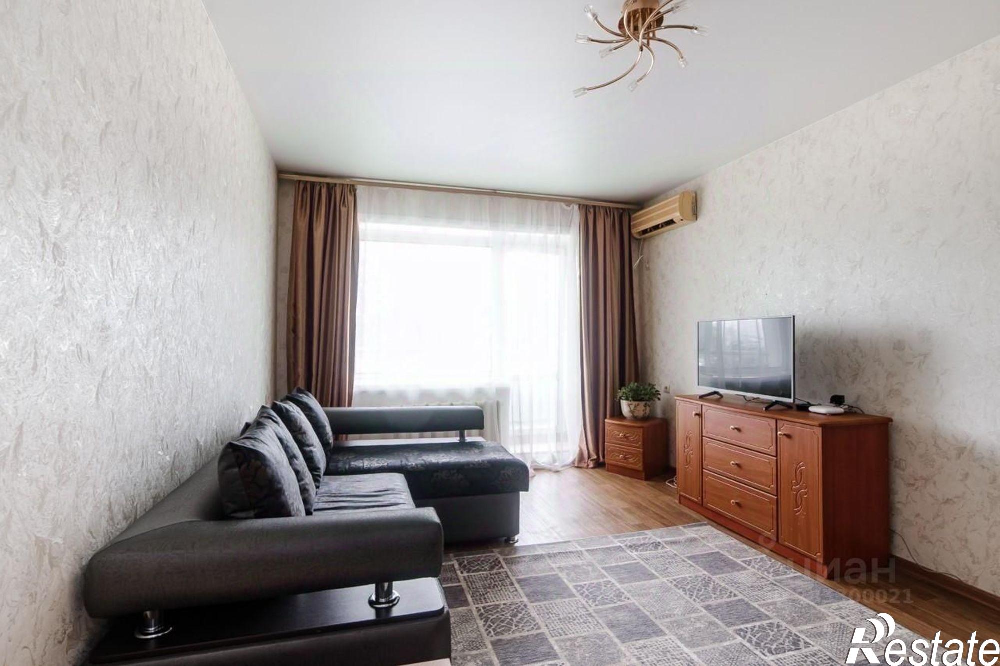 Сдать квартиру за 45 000 рублей на Театральная улица, 1