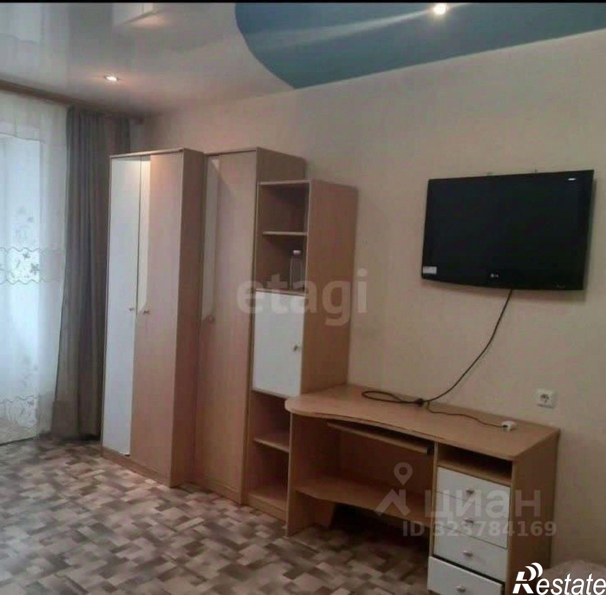 Сдать квартиру за 35 000 рублей на улица Воронкова, 12/2