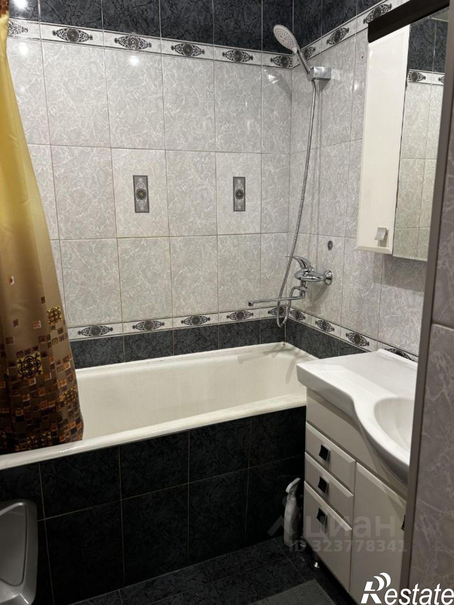 Сдать квартиру за 50 000 рублей на Комсомольская улица, 16