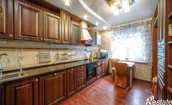 5-комн квартира улица Мухина, 18,  д. 18