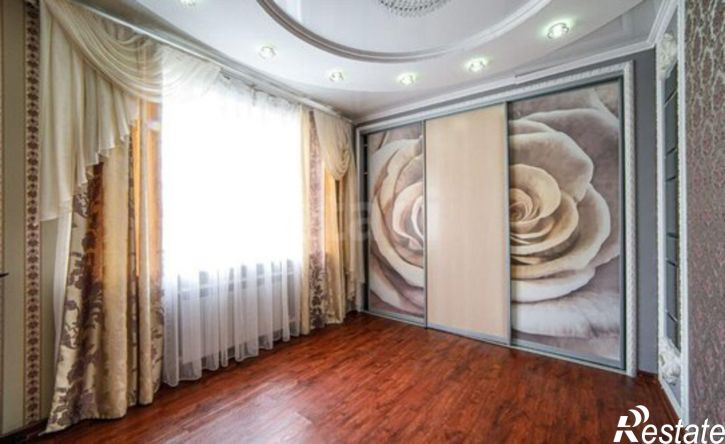 5-комн квартира улица Мухина, 18,  д. 18