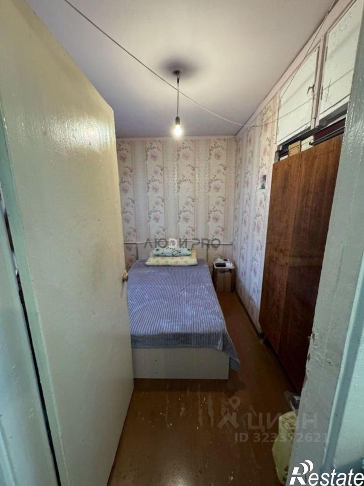 3-комн квартира улица Седова, 111/3,  д. 111/3