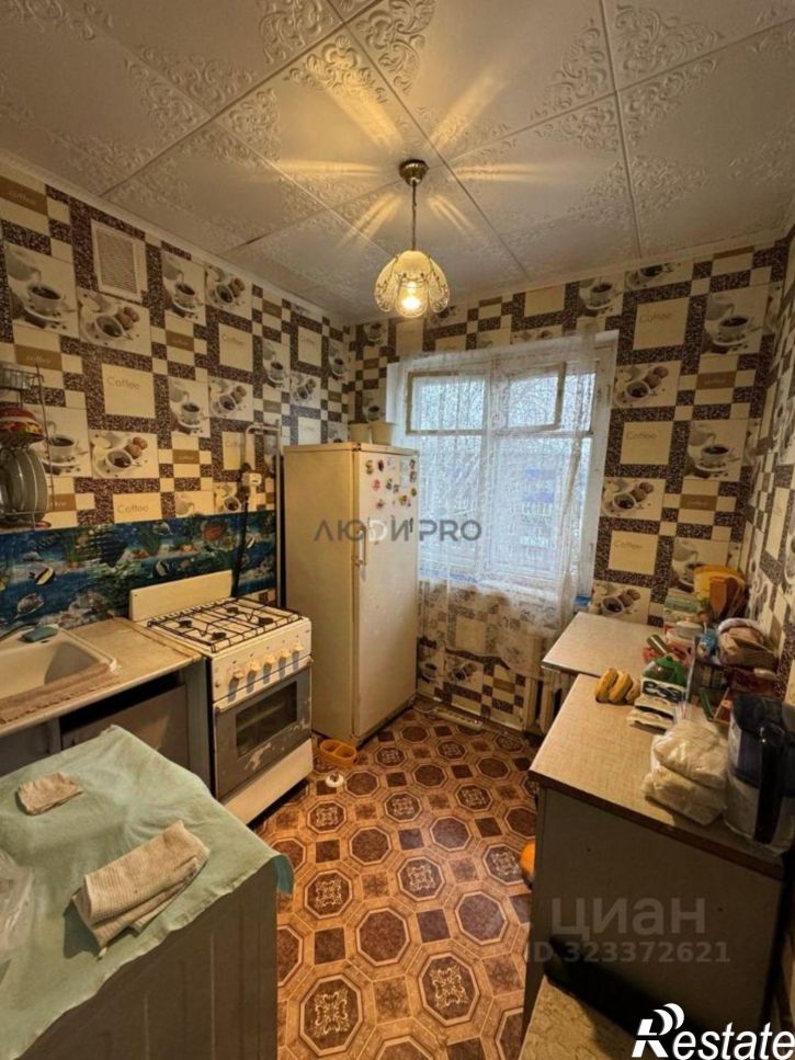 3-комн квартира улица Седова, 111/3,  д. 111/3