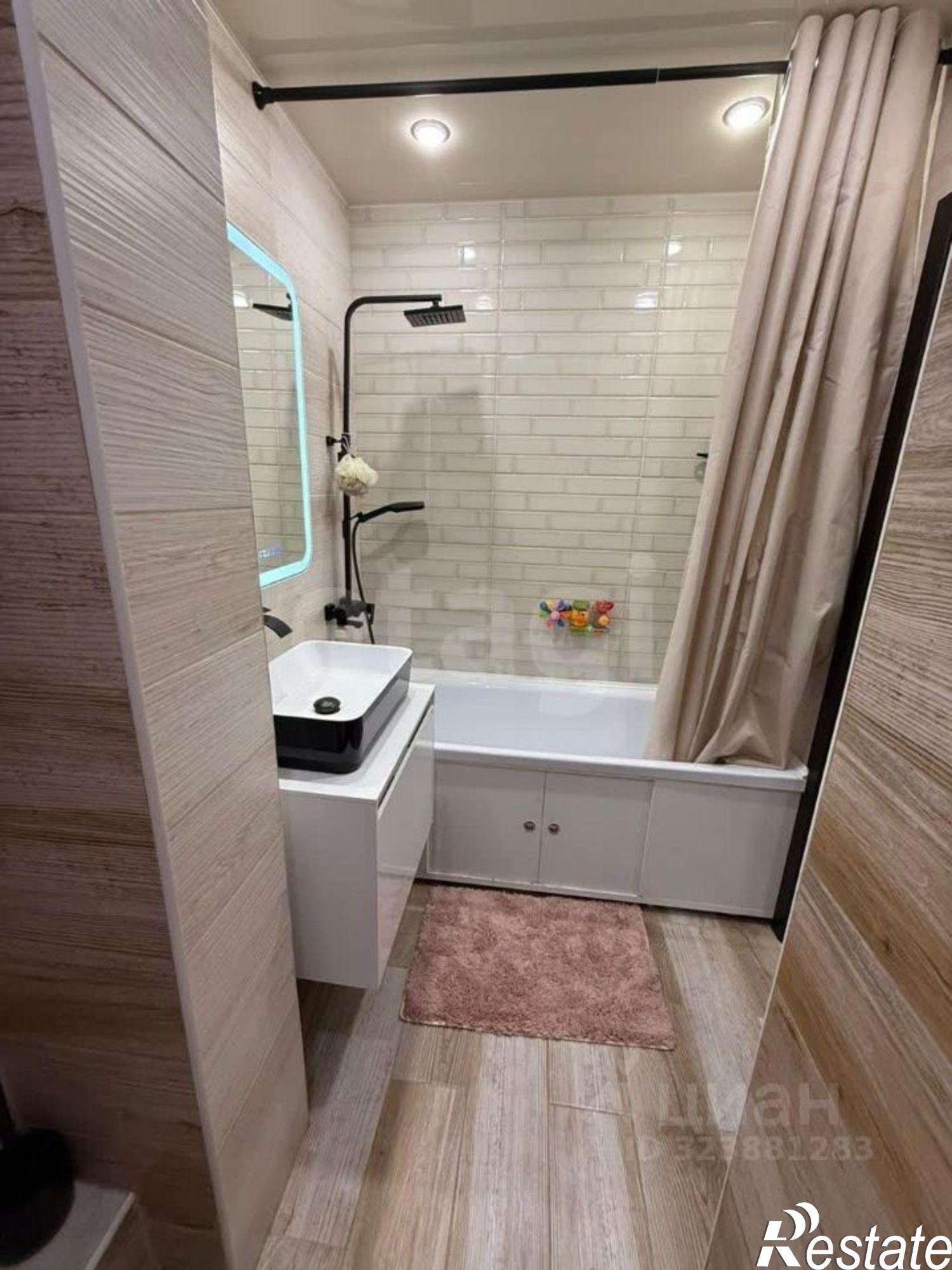 Купить квартиру за 8 700 000 рублей на Тополиная улица, 82