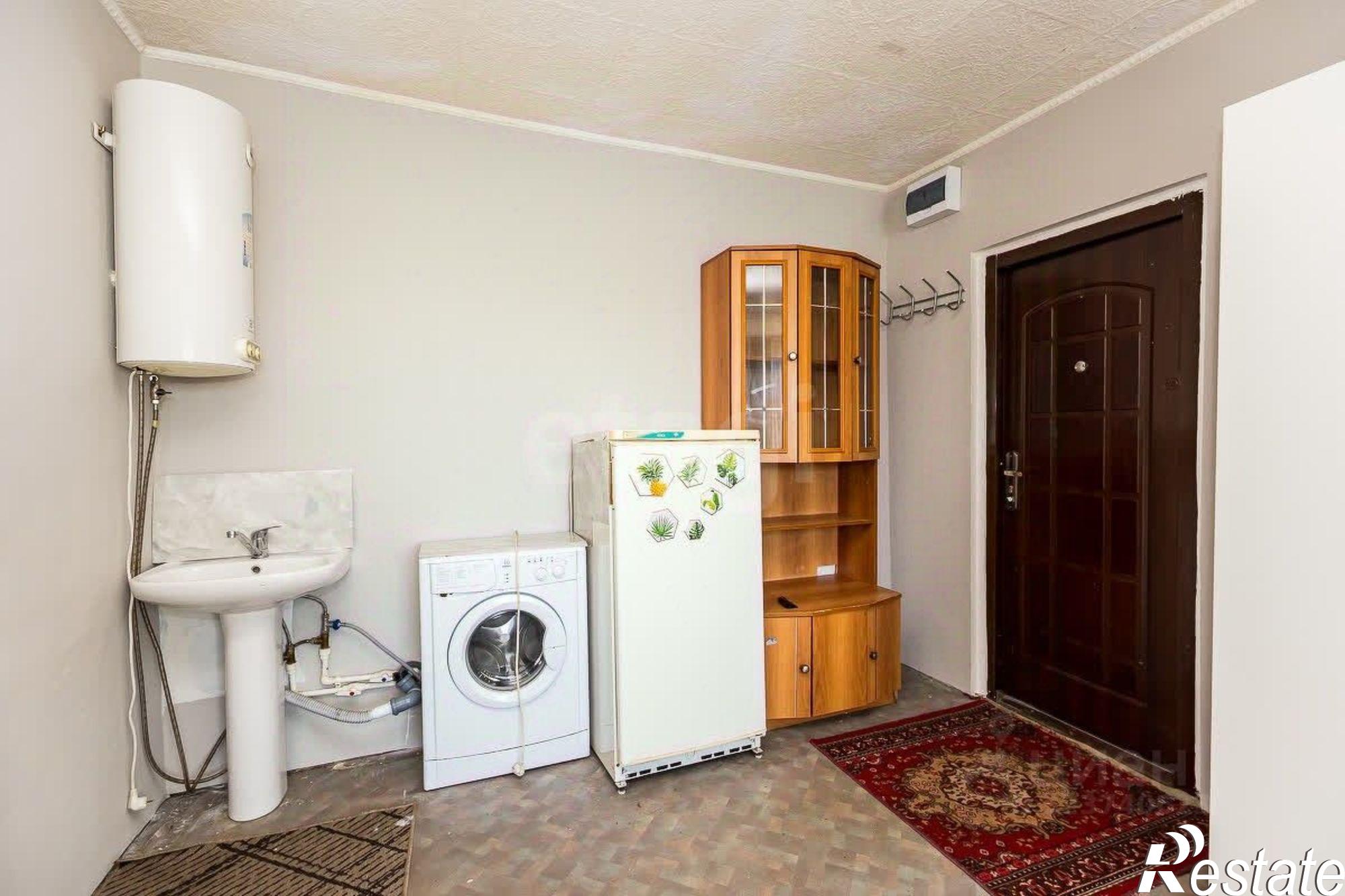 Купить комнату за 2 050 000 рублей на Театральная улица, 81/1