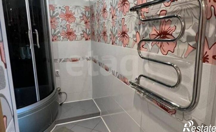 2-комн квартира улица Горького, 64,  д. 64