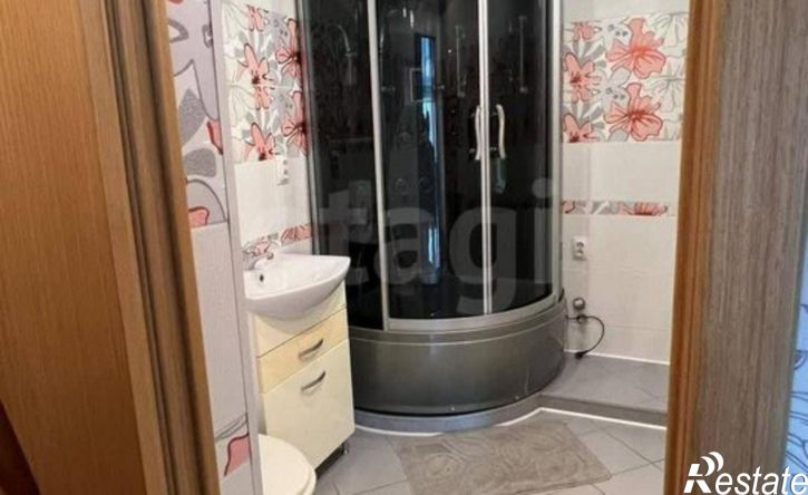 2-комн квартира улица Горького, 64,  д. 64