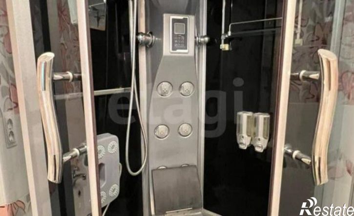 2-комн квартира улица Горького, 64,  д. 64