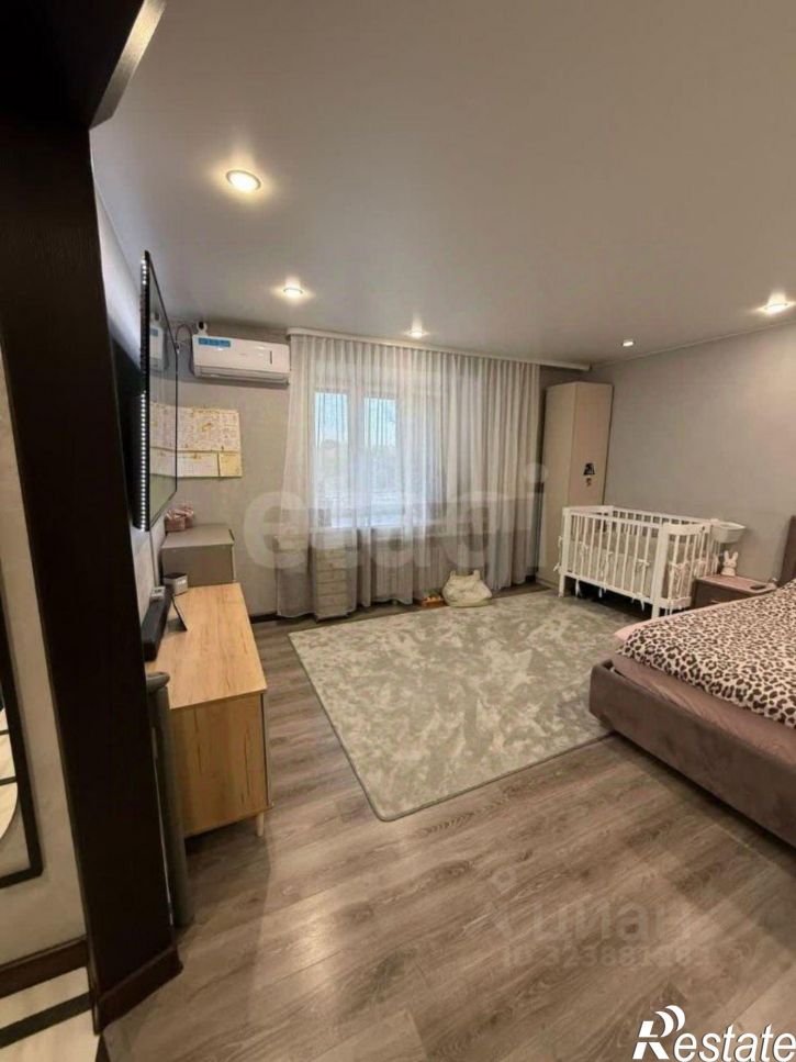 2-комн квартира Тополиная улица, 82,  д. 82