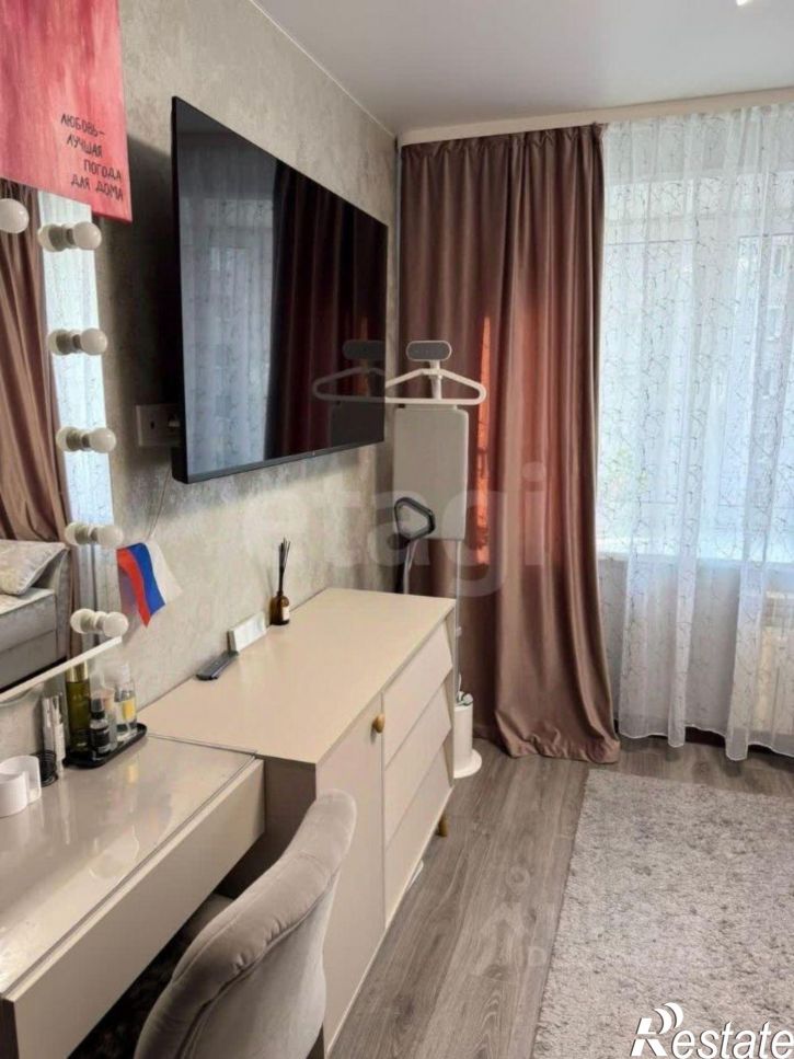 2-комн квартира Тополиная улица, 82,  д. 82