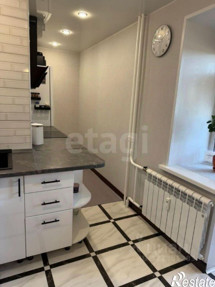 2-комн квартира Тополиная улица, 82,  д. 82