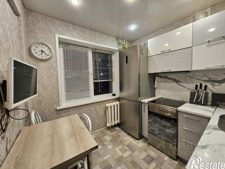 2-комн квартира ул 50 лет Октября, 206,  д. 206