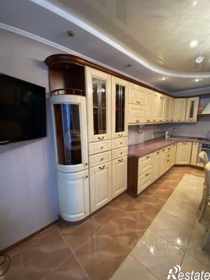 3-комн квартира улица Калинина, 68/4,  д. 68/4