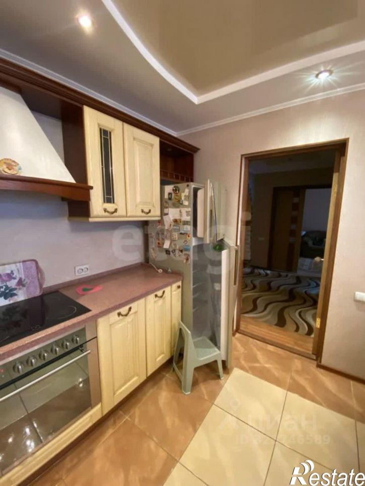 3-комн квартира улица Калинина, 68/4,  д. 68/4