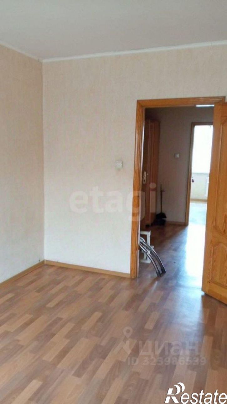 3-комн квартира улица Калинина, 127,  д. 127