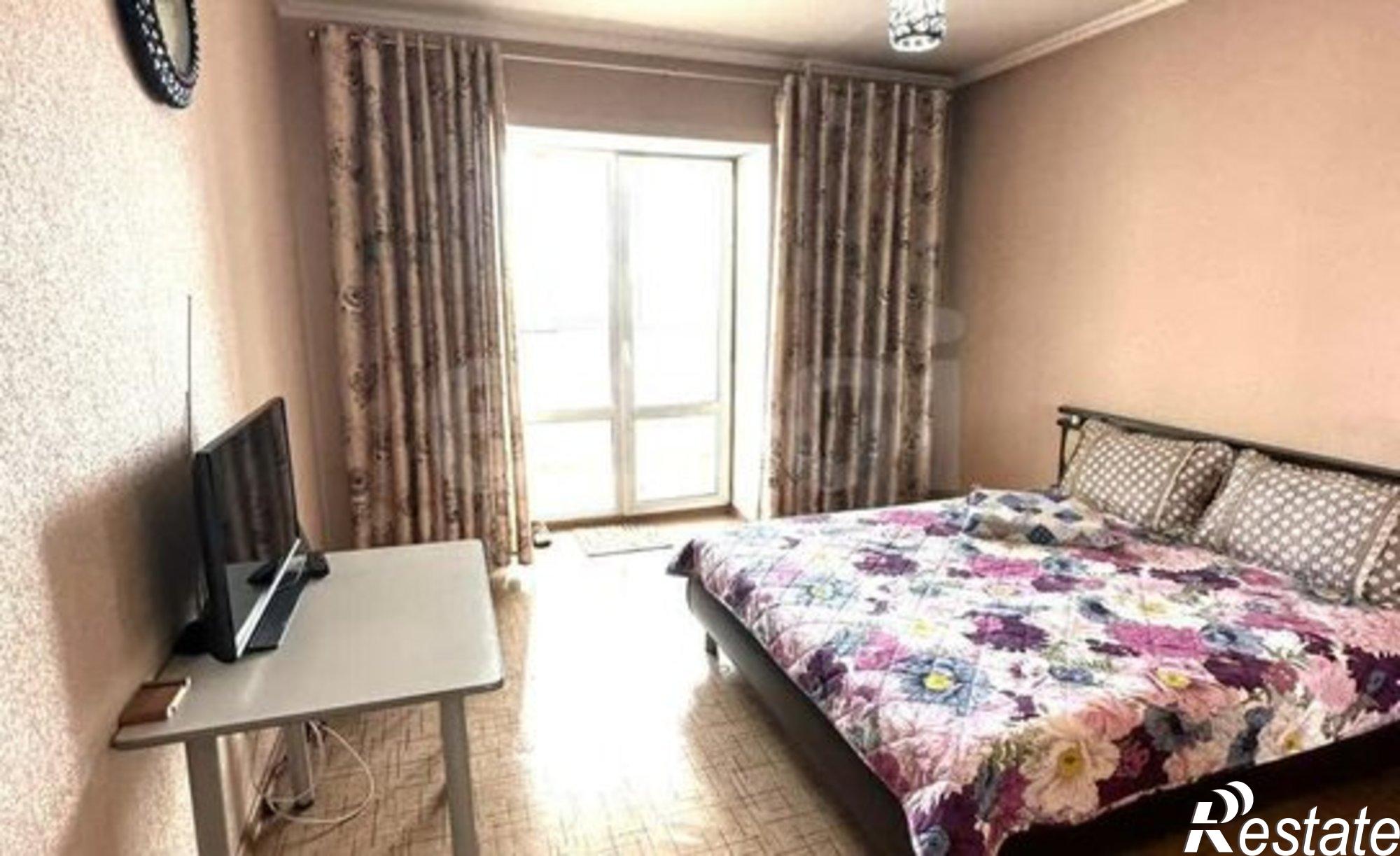 Купить квартиру за 10 500 000 рублей на Октябрьская улица, 130