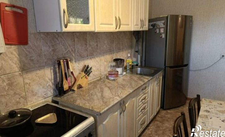 3-комн квартира улица Калинина, 130,  д. 130