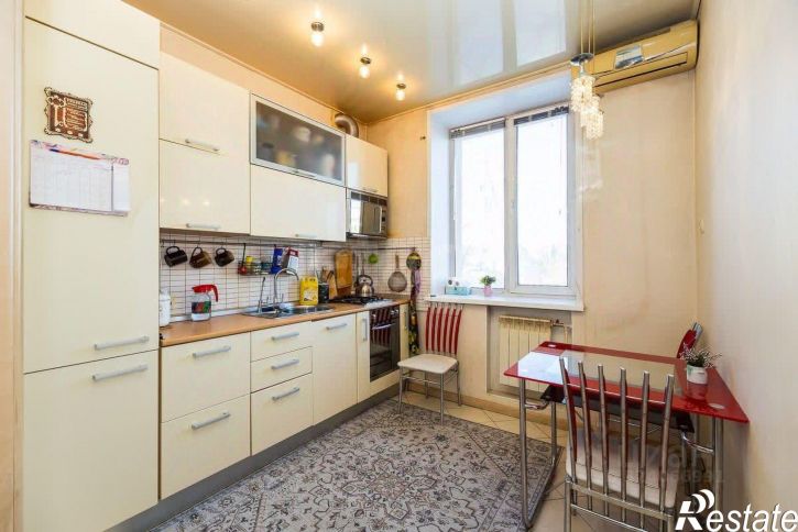 2-комн квартира Комсомольская улица, 2,  д. 2