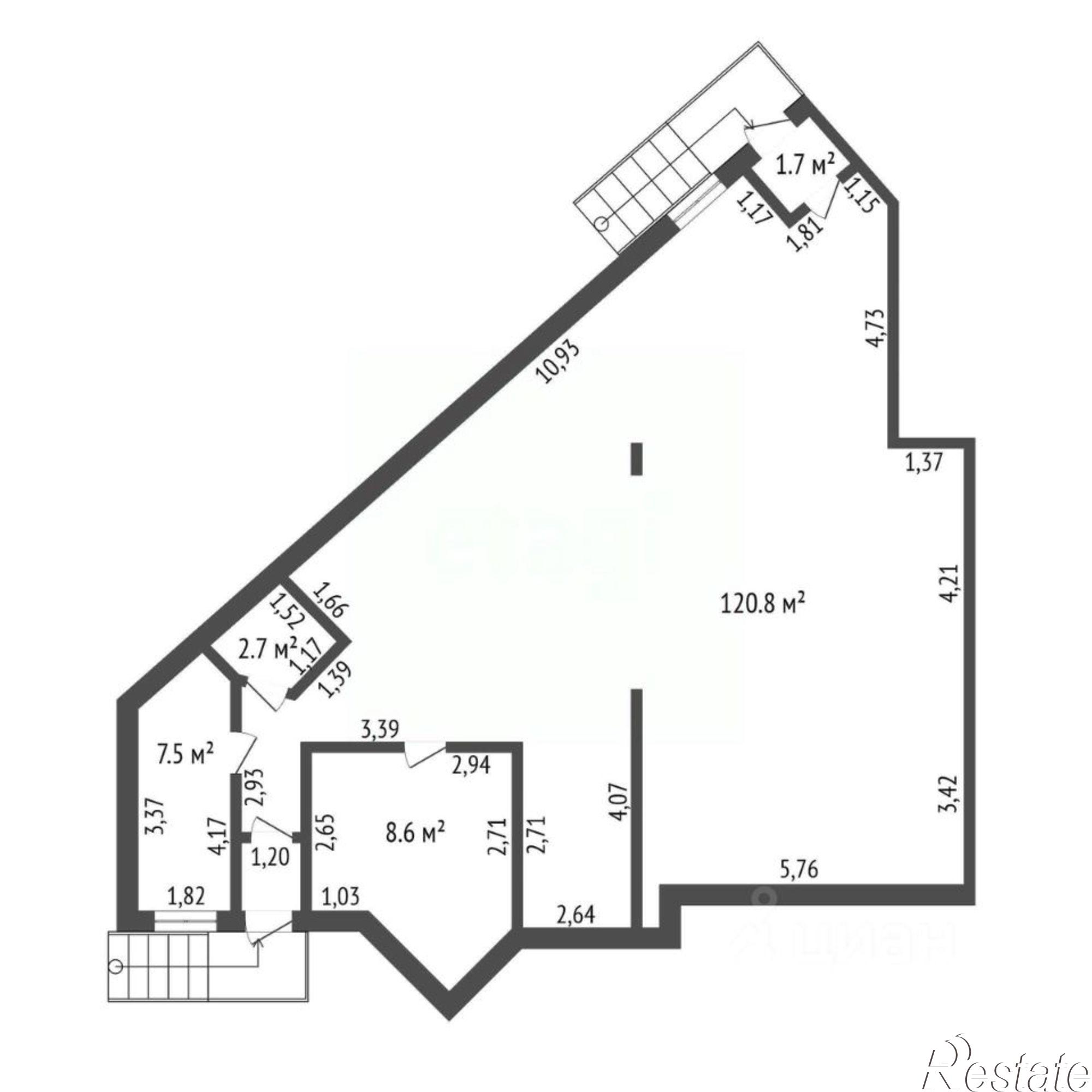 Купить торговое помещение за 18 435 200 рублей на Игнатьевское шоссе, 14/4