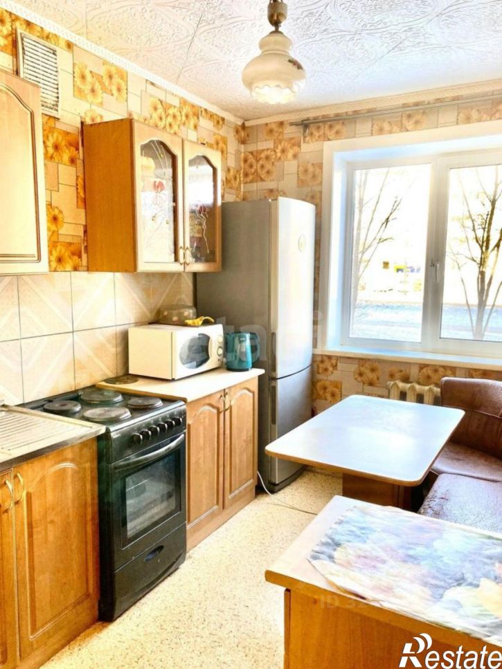 3-комн квартира Институтская улица, 30,  д. 30