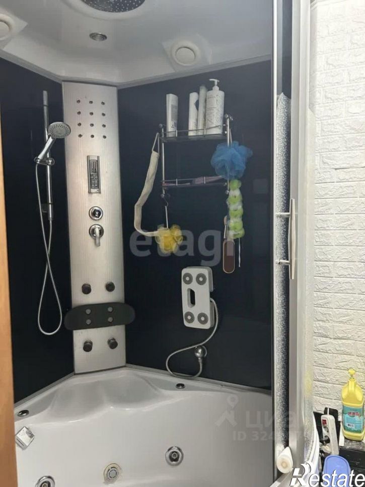 4-комн квартира улица Ломоносова, 225,  д. 225